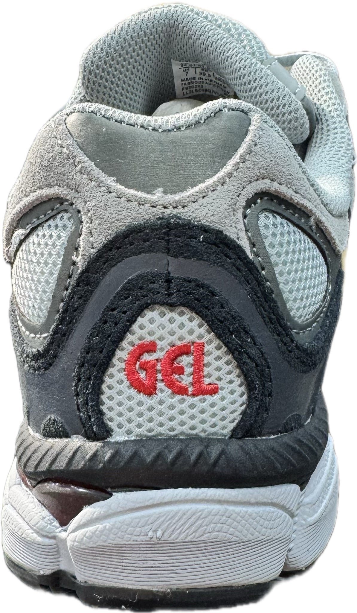 Asics ncy gris noir