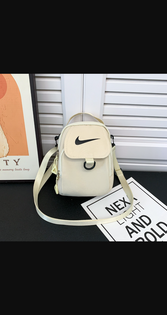 SACOCH NIKE FACTER